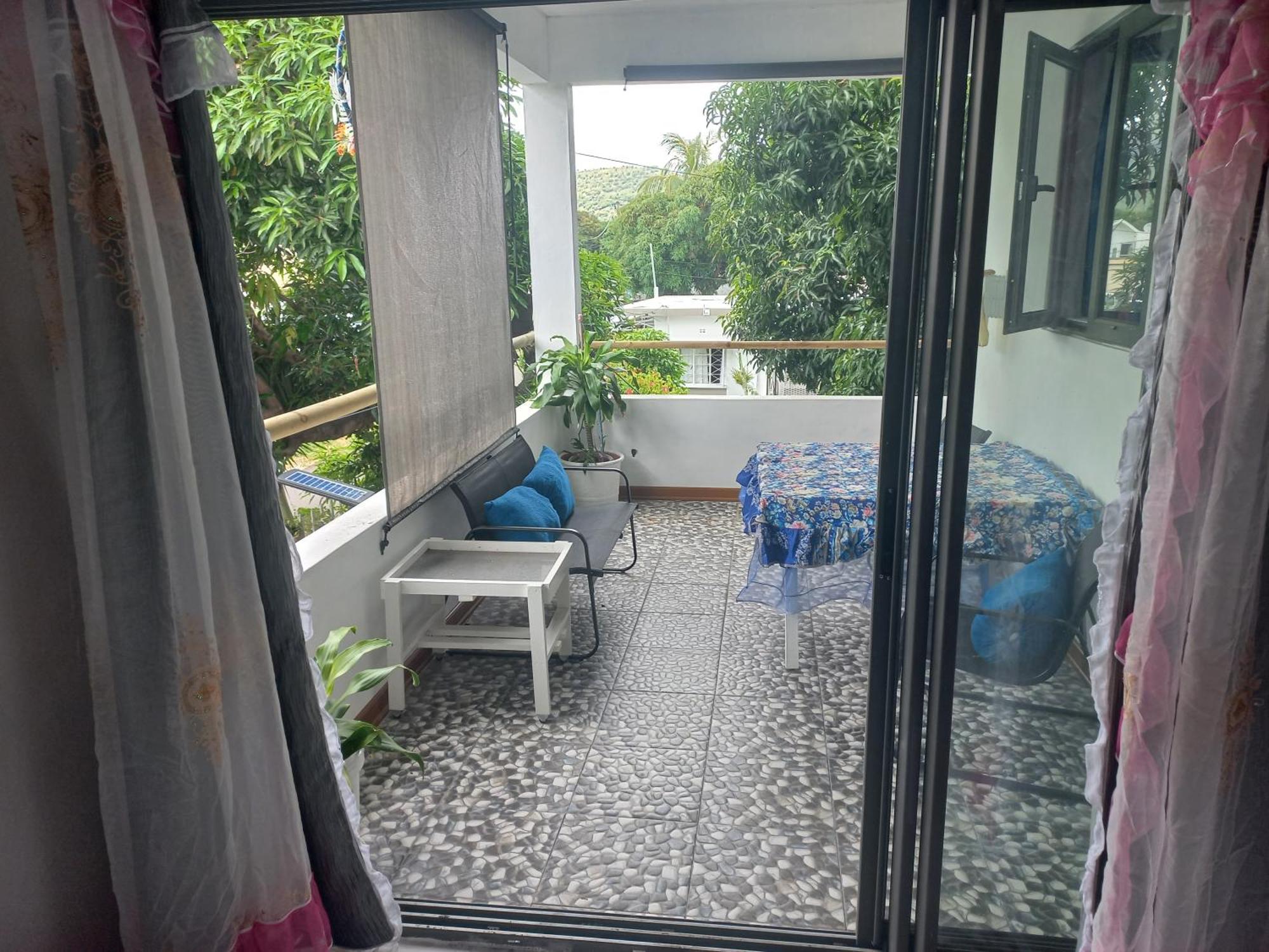 Open Air Cafe & Apartments Port Louis Quarto foto
