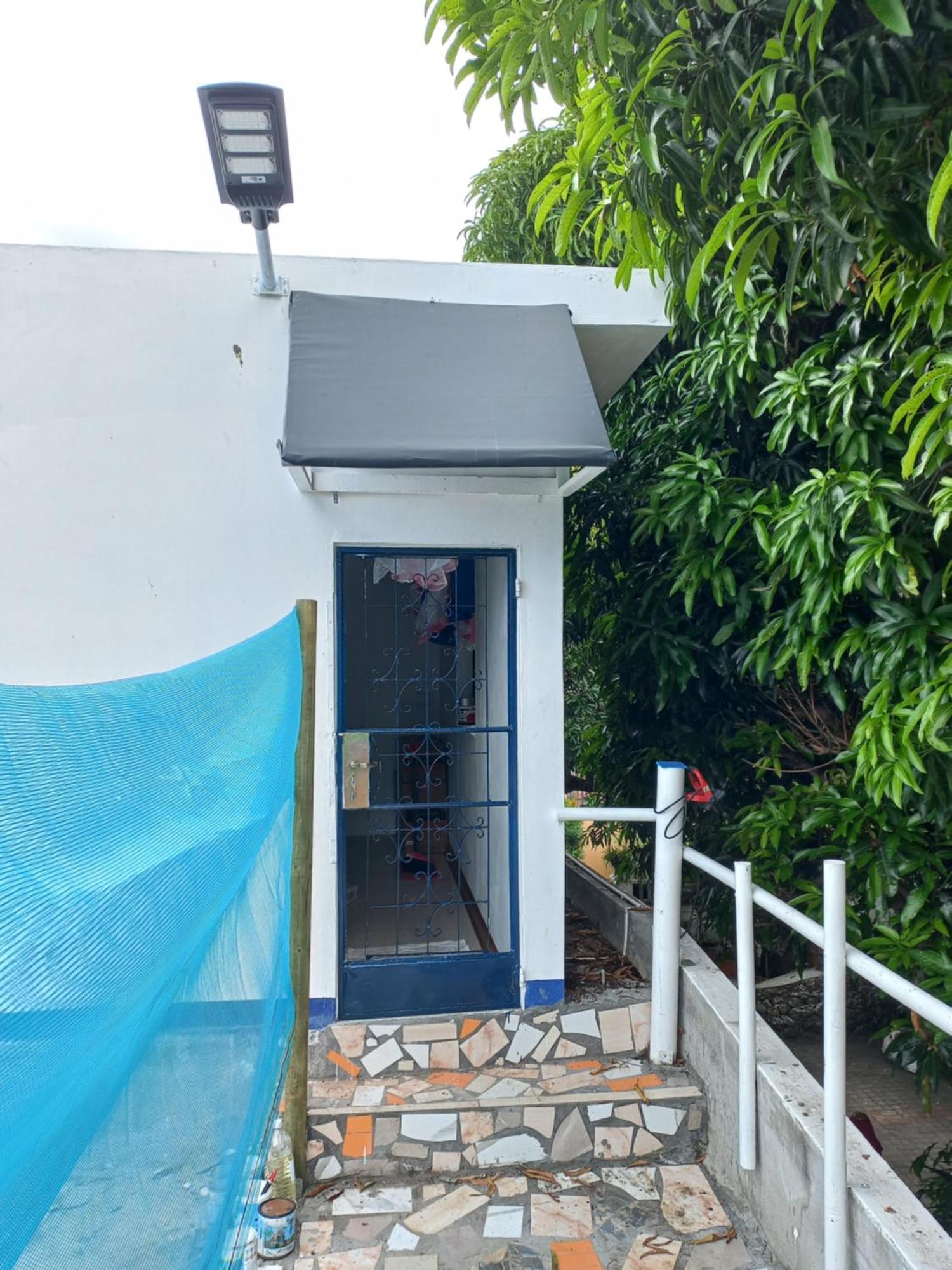 Open Air Cafe & Apartments Port Louis Quarto foto