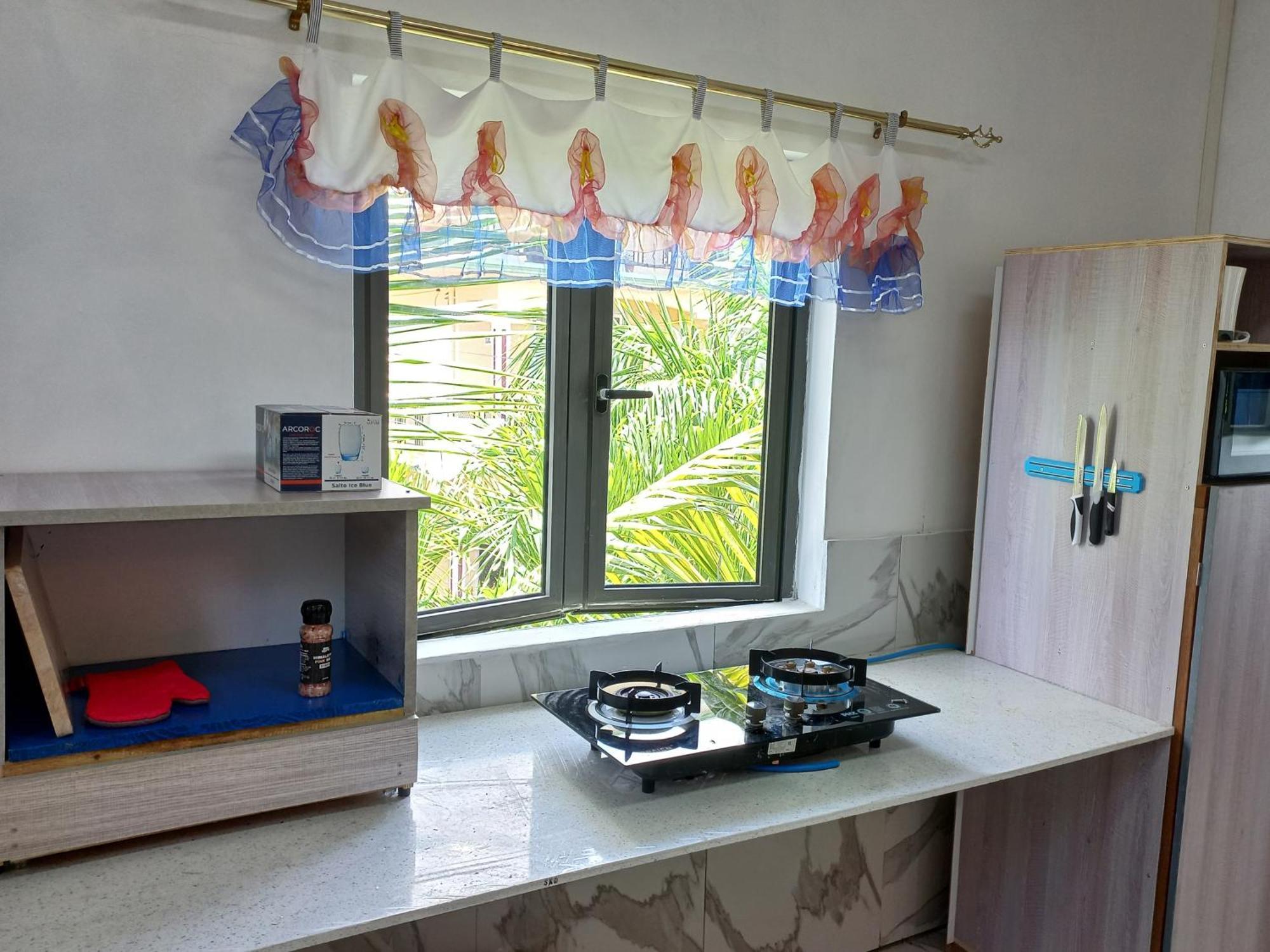 Open Air Cafe & Apartments Port Louis Quarto foto